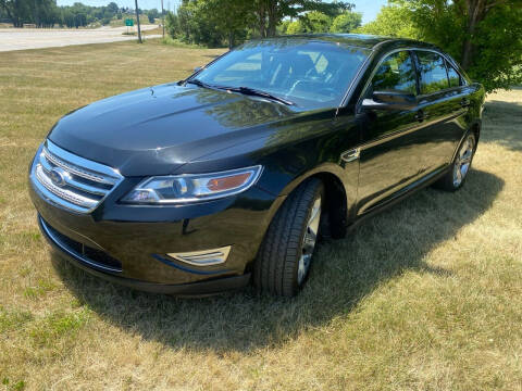 2010 Ford Taurus for sale at Lewis Blvd Auto Sales in Sioux City IA
