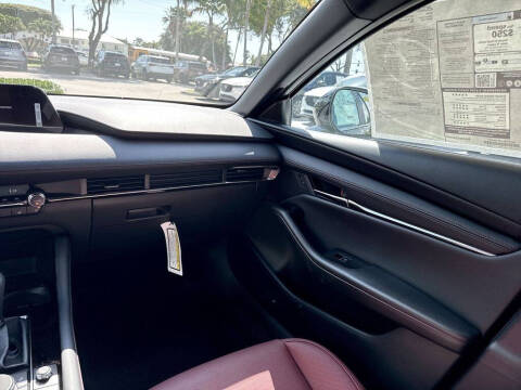 2026 Mazda Mazda3 Hatchback 2.5 S Carbon Edition