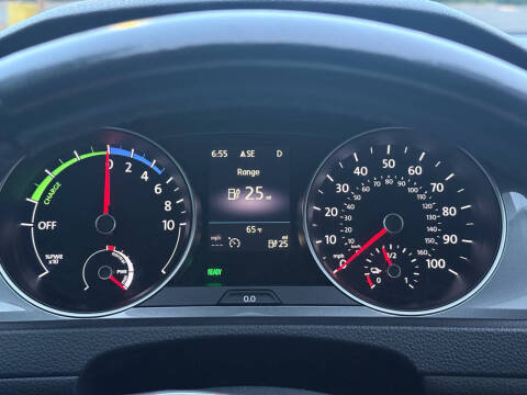 2016 Volkswagen e-Golf SEL Premium