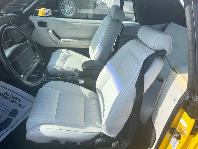 1993 Ford Mustang LX 5.0