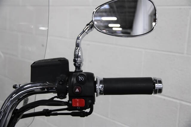2016 Moto Guzzi ELDORADO 1