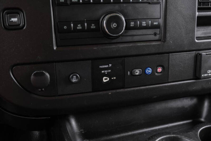 2022 GMC Savana 2500