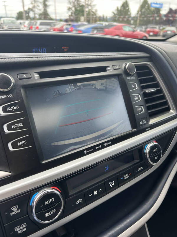 2017 Toyota Highlander XLE