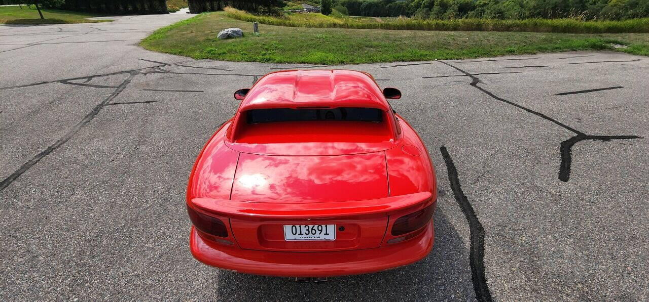 1997 Dodge Viper 15