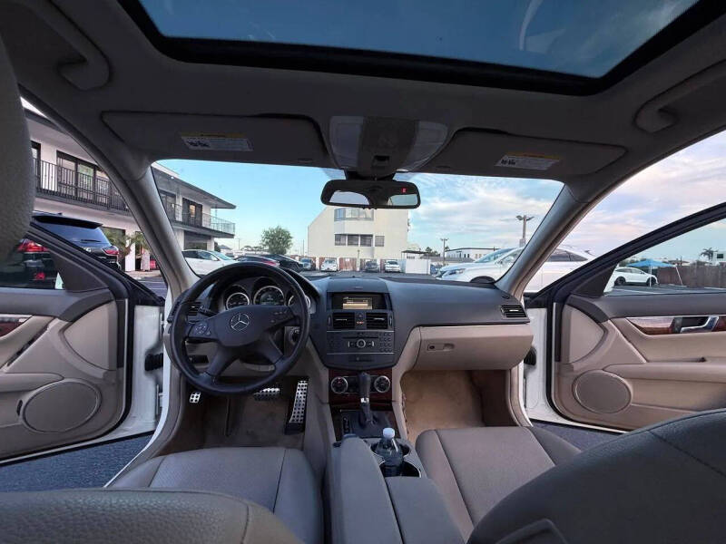 2011 Mercedes-Benz C-Class C 300 Luxury