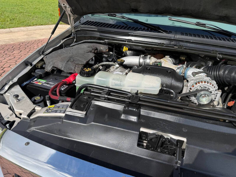2002 Ford Excursion XLT