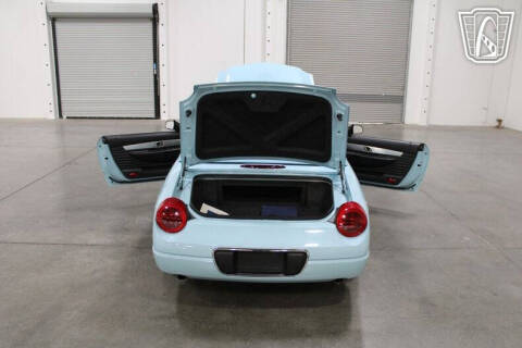 2003 Ford Thunderbird