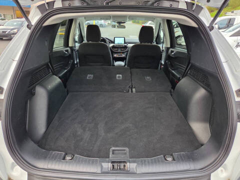 2021 Ford Escape Hybrid SE