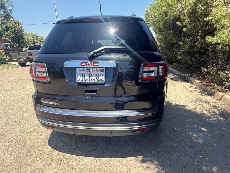 2015 GMC Acadia SLE-2