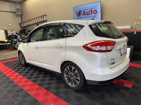 2017 Ford C-MAX Energi Titanium