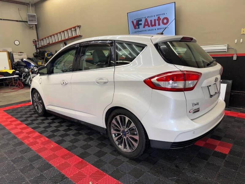 2017 Ford C-MAX Energi Titanium