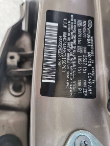 2012 Hyundai Accent GLS