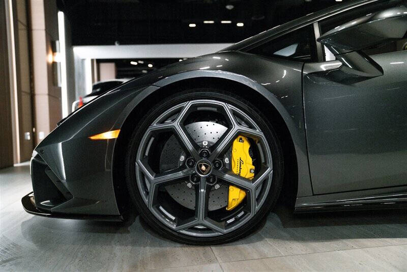 2023 Lamborghini Huracan EVO Spyder