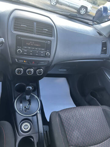 2017 Mitsubishi Outlander Sport ES