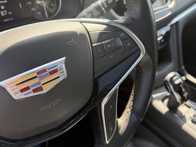 2023 Cadillac XT5 Premium Luxury