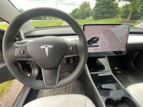 2020 Tesla Model 3 Standard Range Plus