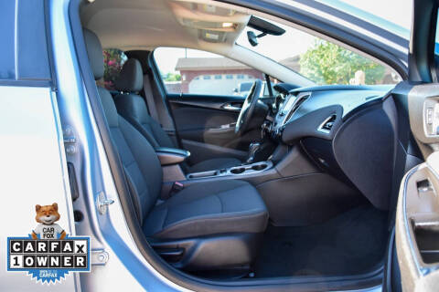 2017 Chevrolet Cruze LS Auto