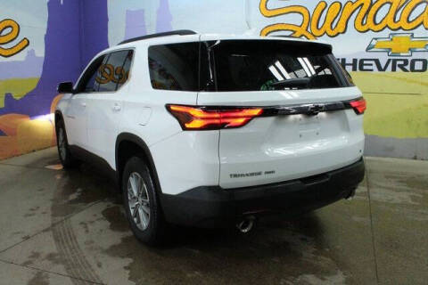 2023 Chevrolet Traverse LT Cloth
