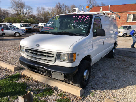 2002 Ford E-Series for sale at Kneezle Auto Sales in Saint Louis MO