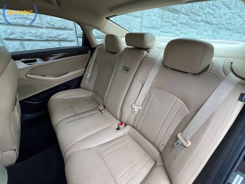 2015 Hyundai Genesis
