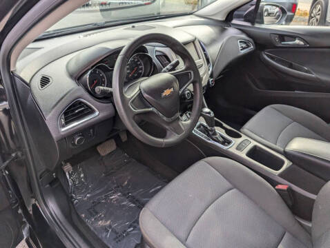 2018 Chevrolet Cruze LS Auto