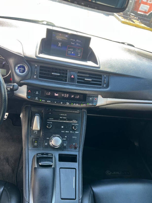 2014 Lexus CT 200h