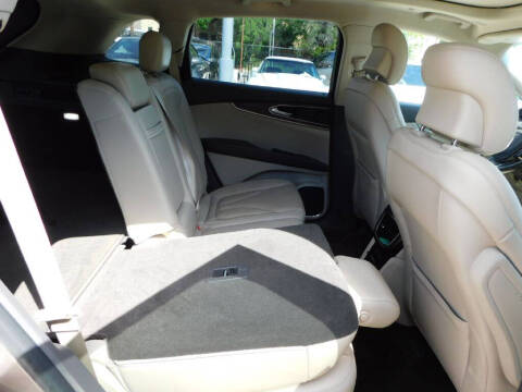 2019 Lincoln Nautilus Reserve