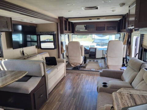 2019 Thor Motor Coach Ace 33.1