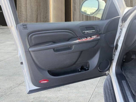 2012 Cadillac Escalade Luxury