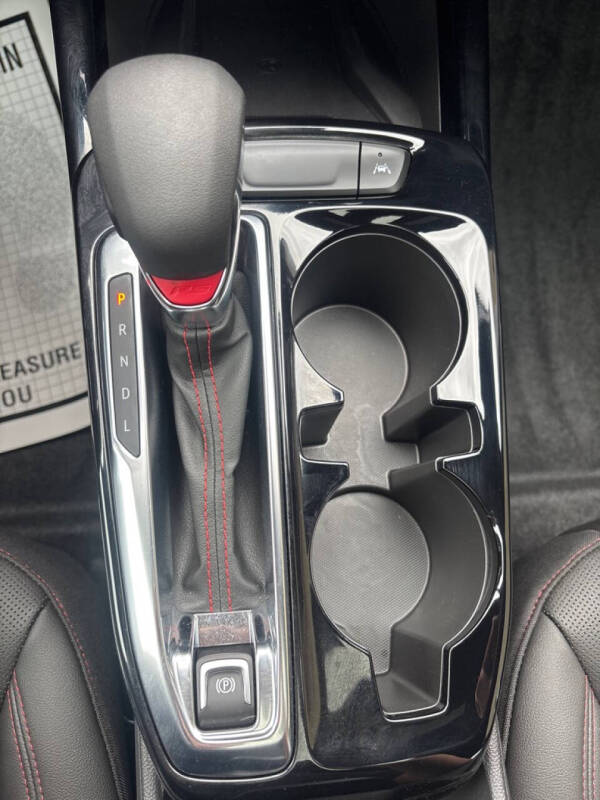 2025 Chevrolet Trax RS