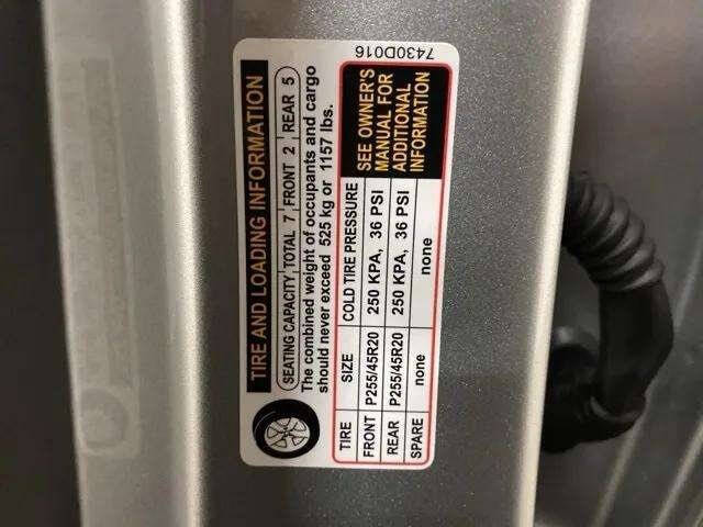 2025 Mitsubishi Outlander PHEV SEL