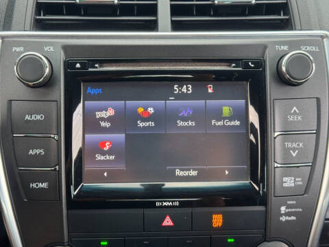 2017 Toyota Camry SE