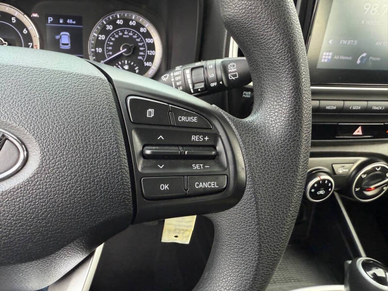 2022 Hyundai Venue SE