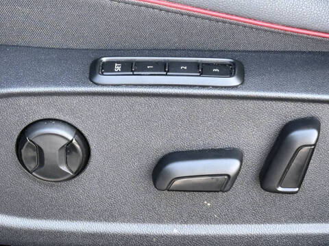 2024 Volkswagen Golf GTI SE