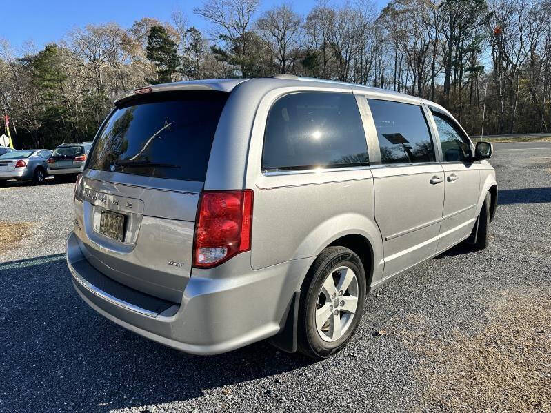 2017 Dodge Grand Caravan SXT photo 6