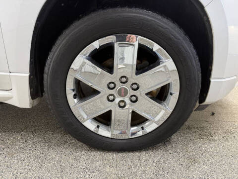 2016 GMC Acadia Denali