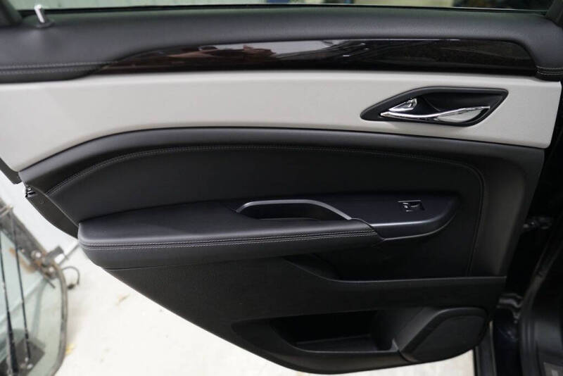 2014 Cadillac SRX Performance Collection