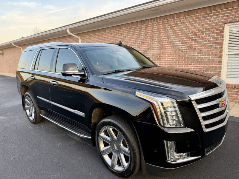 2017 Cadillac Escalade Luxury