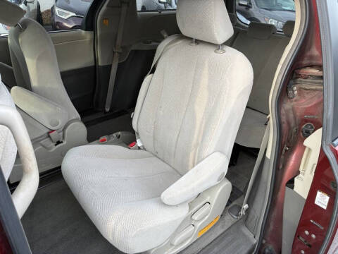 2011 Toyota Sienna