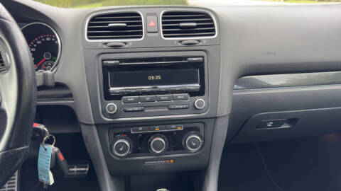 2013 Volkswagen GTI Wolfsburg Edition