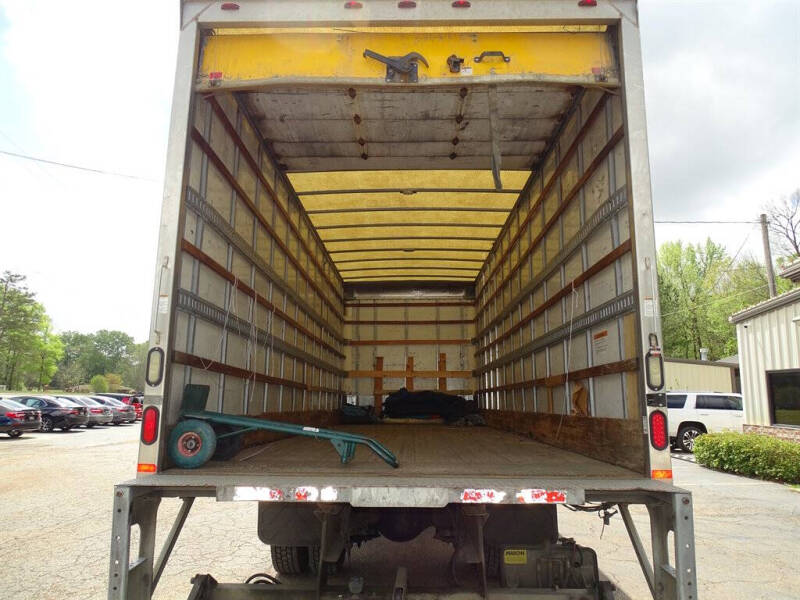 2014 Freightliner M2 106