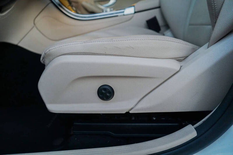 2018 Mercedes-Benz GLC GLC 300