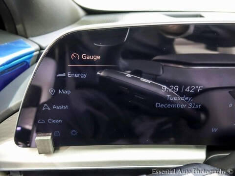 2025 Cadillac LYRIQ Sport 2