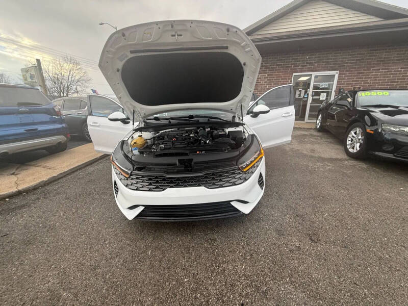 2022 Kia K5