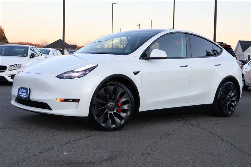2023 Tesla Model Y Performance