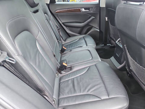 2016 Audi Q5 2.0T quattro Premium