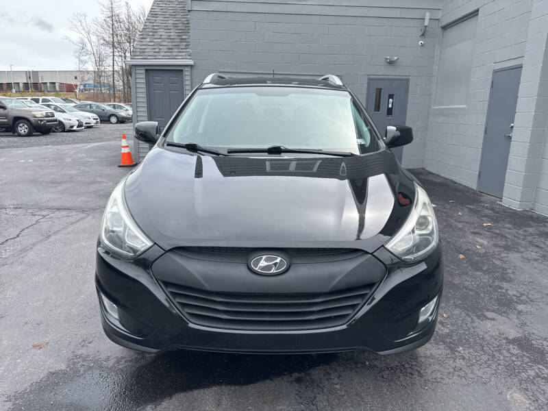 Used 2015 Hyundai Tucson SE with VIN KM8JUCAG0FU085649 for sale in Hazleton, PA