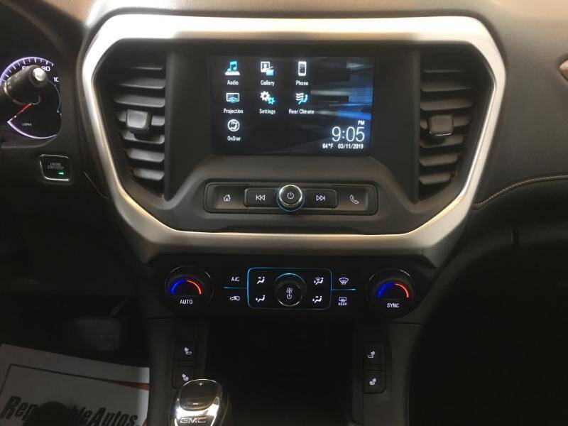 2019 GMC Acadia SLE-2