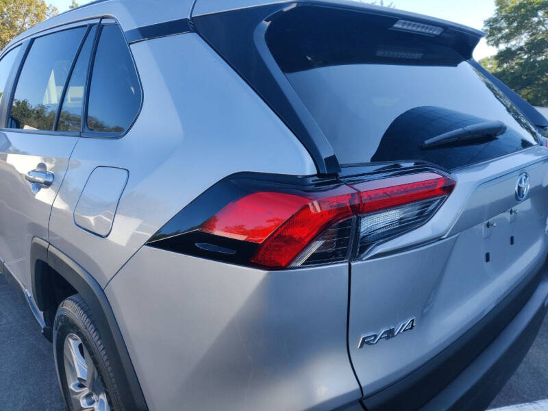 2023 Toyota RAV4 Hybrid LE