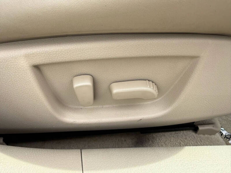 2012 Nissan Maxima